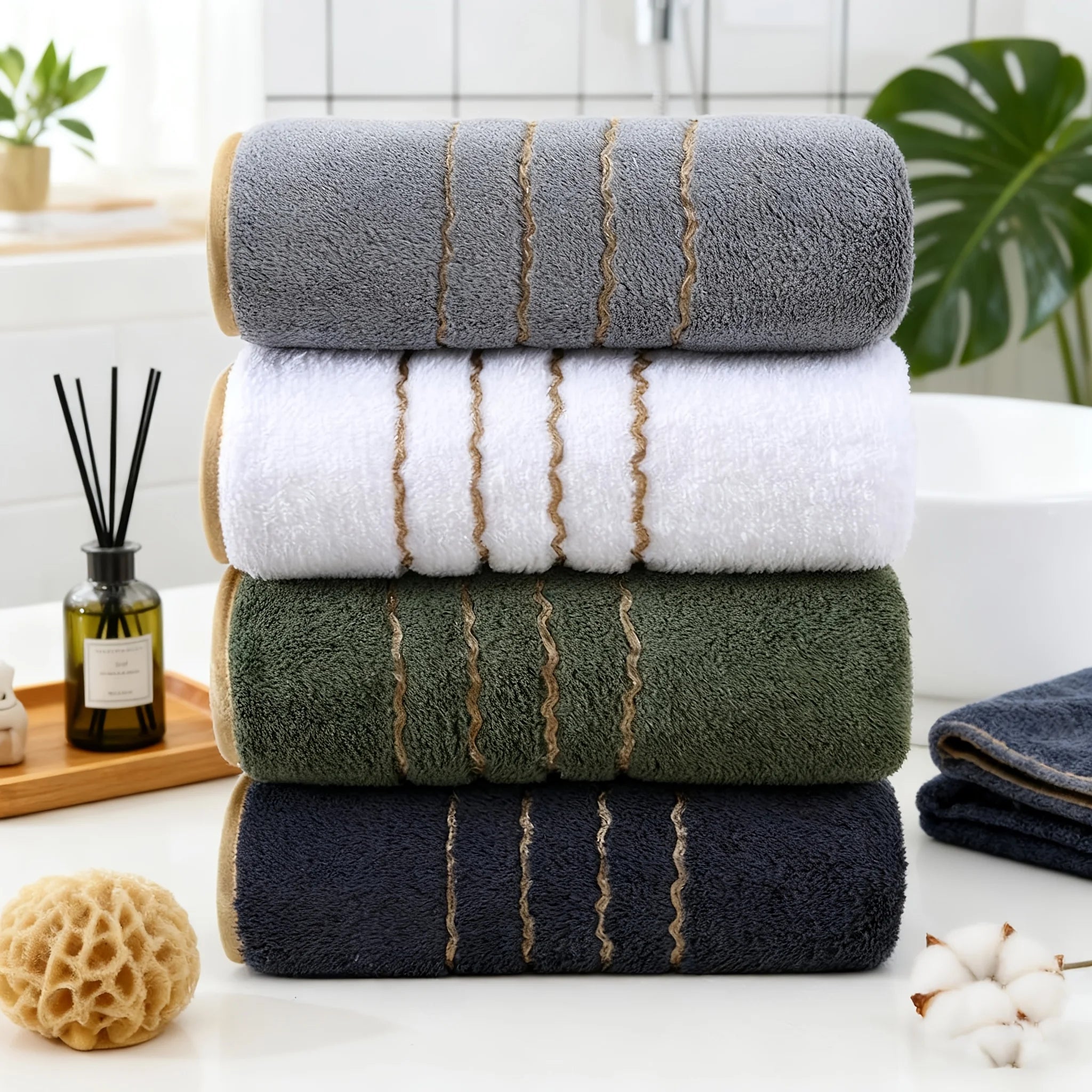 Conjunto de Toalhas Premium com Listras Douradas (3 Peças)