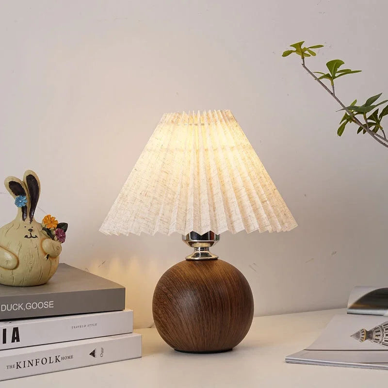 Candeeiro de mesa led nórdico tecido plissado tricolor luz eua/ue/usb sala estar casa quarto atmosfera decoração led night light